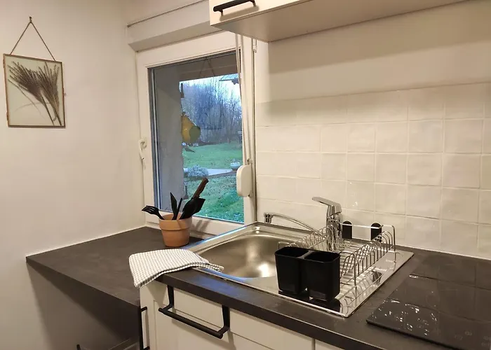 Des Viviers -08400 - De 1 à 2 Personnes Hébergement de vacances